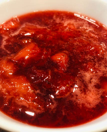 Easy Strawberry Sauce