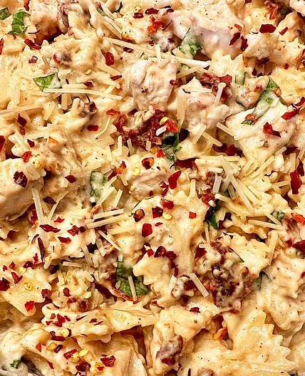 Creamy Chicken and Sundried Tomato Pasta