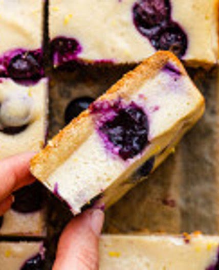 Vegan cheesecake bars with blueberries