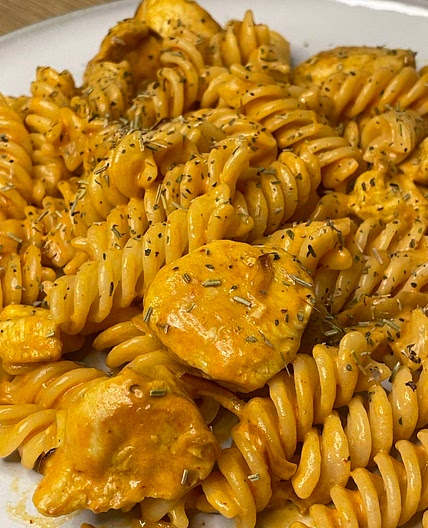 Creamy chicken pasta