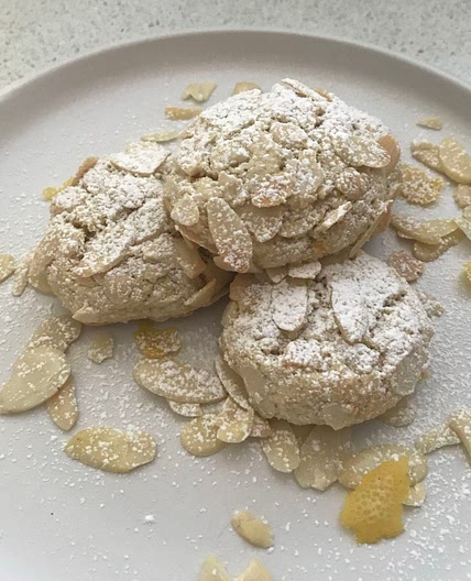 Almond Cookies