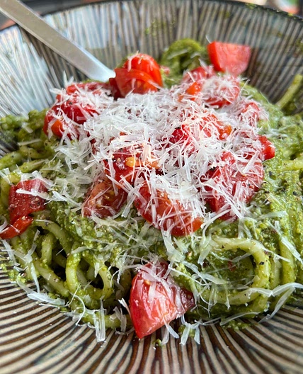 Vegan Kale-Pesto Pasta