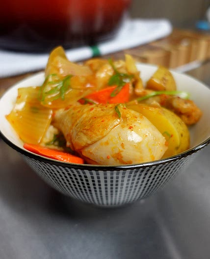 Korean Chicken Stew (Dakdoritang)