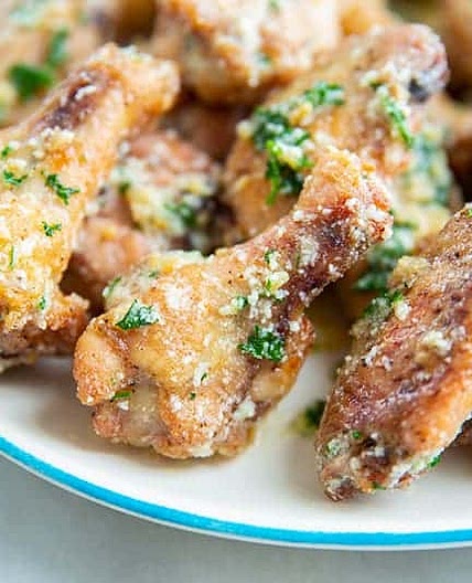 Oven Baked Garlic Parmesan Chicken Wings