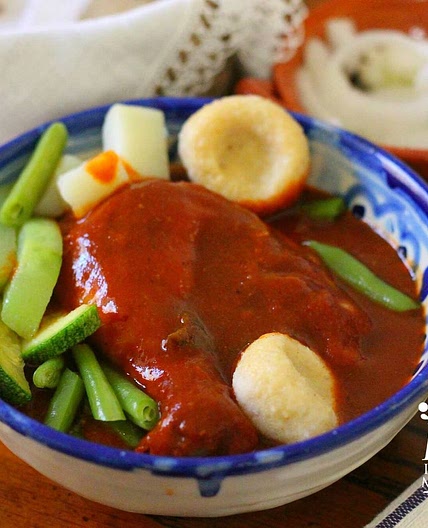 Mole Amarillo
