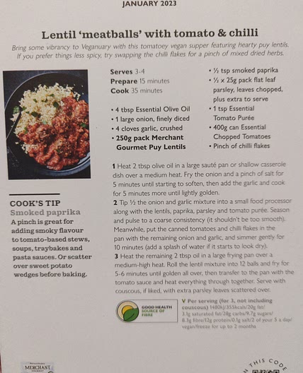 Lentil meatballs with tomato and chilli
