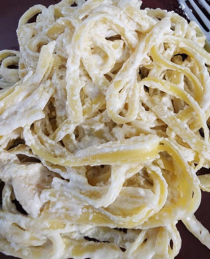 Chicken Fettuccine Alfredo