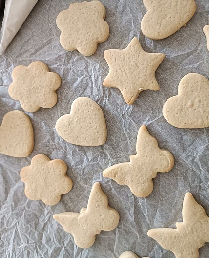 Easy No-Spread Sugar Cookies