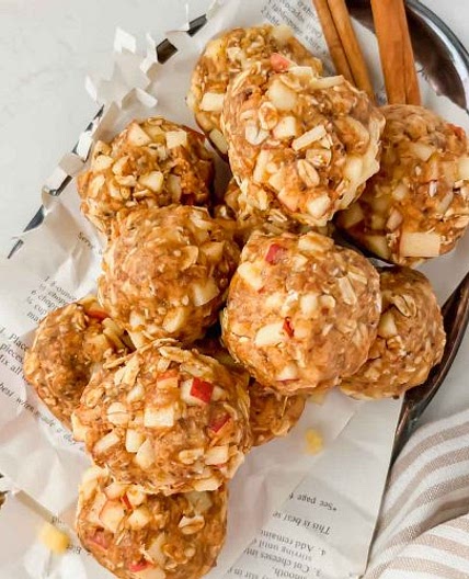 Apple and Peanut Butter Snack Balls