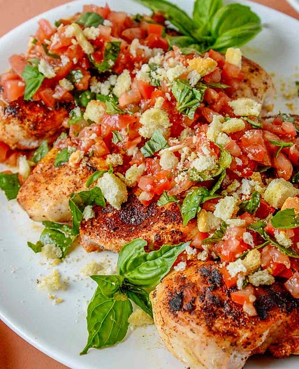 This Grilled Bruschetta Chicken Screams 'Summertime'