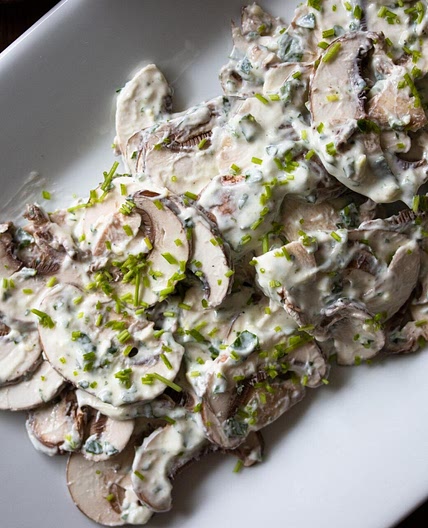 Mushrooms and Herbs Salad