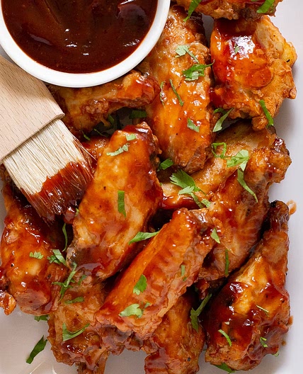 Easy 3 Ingredient Crockpot BBQ Chicken Wings Recipe