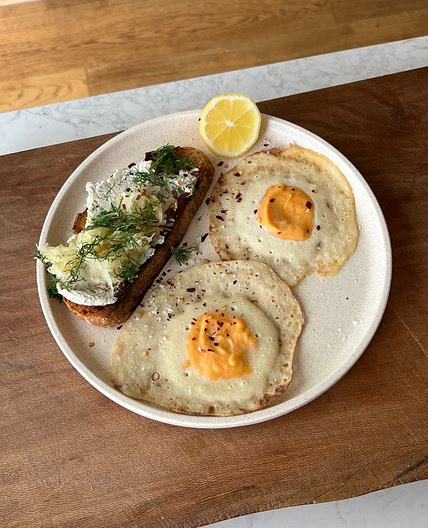 Vegan Fried Egg 🍳  (simple Ingredients and freakishly similar!)