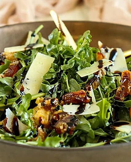 Arugula Salad with Dates & Candied Walnuts | The Fancy Pants Kit
