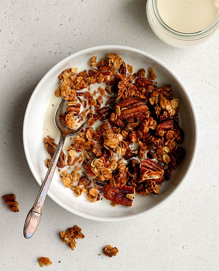 Healthy Maple Pecan Granola with Rolled Oats