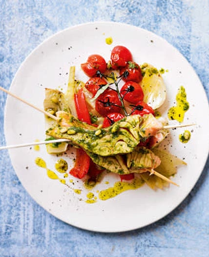 Pesto salmon with garlic fennel