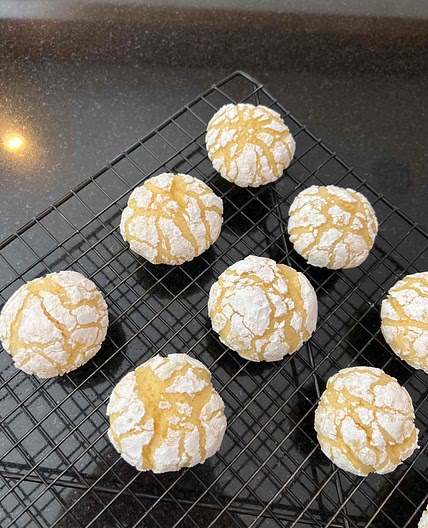 Lemon crinkle cookies 