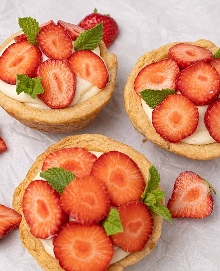 Mini Strawberry Pies