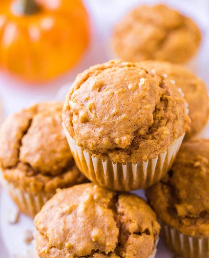 Healthy Pumpkin Oatmeal Muffins