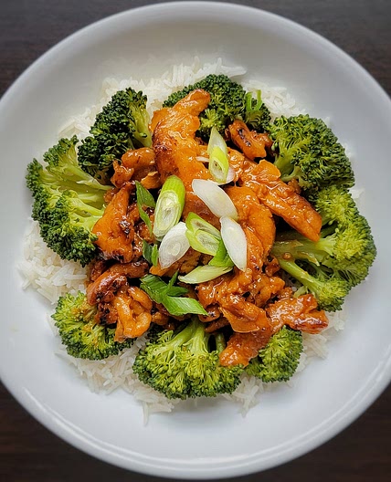 COCONUT-GOCHUJANG SOY CURLS