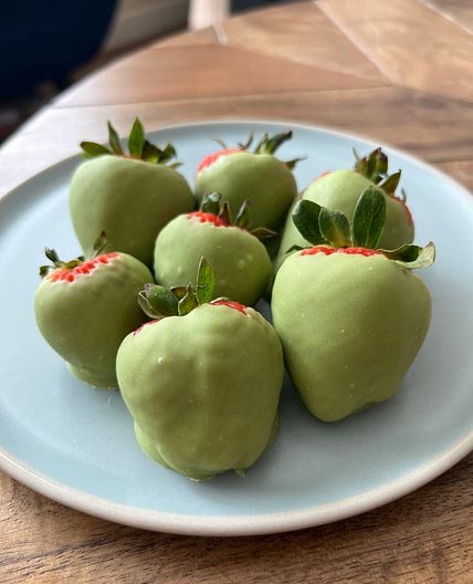 matcha white chocolate covered strawberries