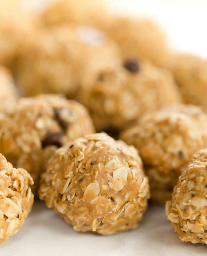 bolas de avena con mantquilla de maní