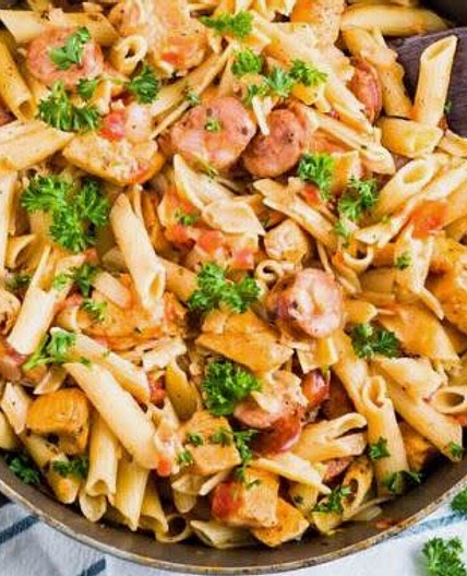 Creamy Cajun Chickpea Pasta