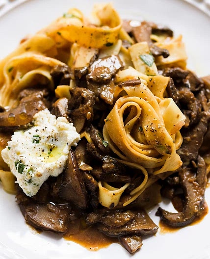 Pasta w/ Portobellos & Ricotta