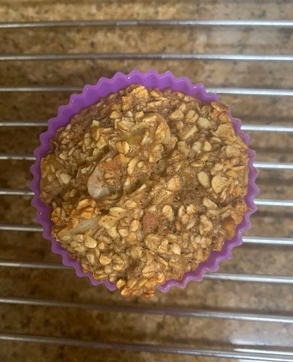 Baked Banana-Nut Oatmeal Cups
