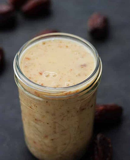 DATE ME BANANA SMOOTHIE