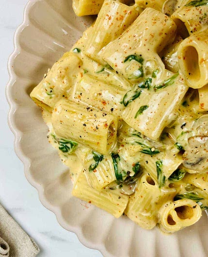 Pasta with Mushrooms and Cream