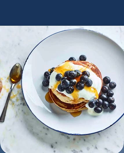 Almond and honey pancakes with blue berries