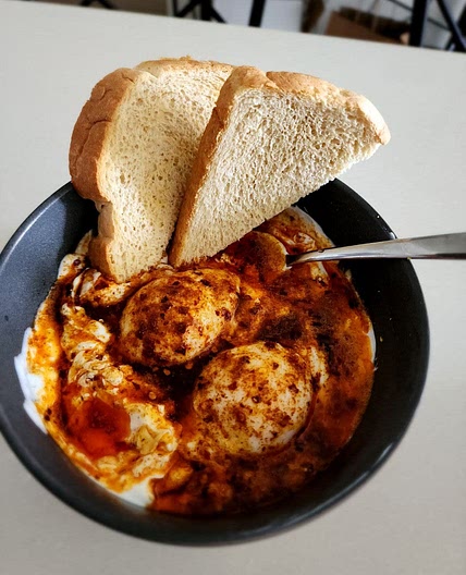 Turkish Eggs (Çılbır)