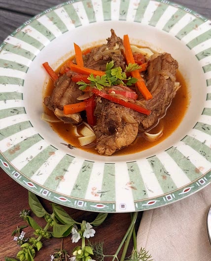 Lagman with Ribs 