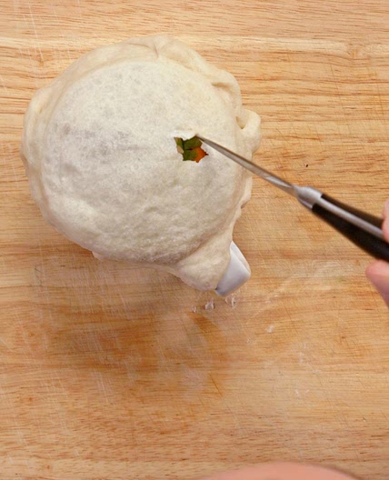 Microwave Chicken Pot Pie in a Mug