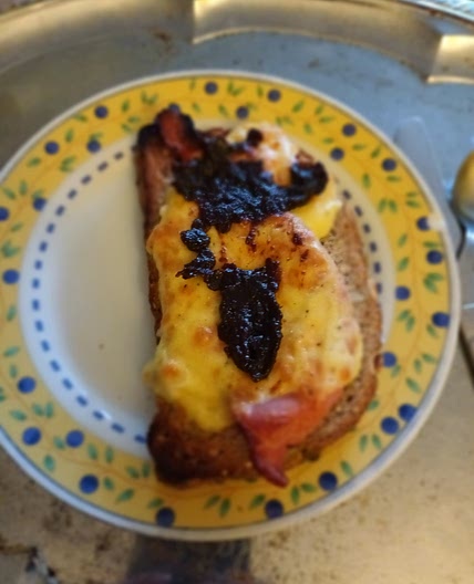 Bacon Rarebit Burger