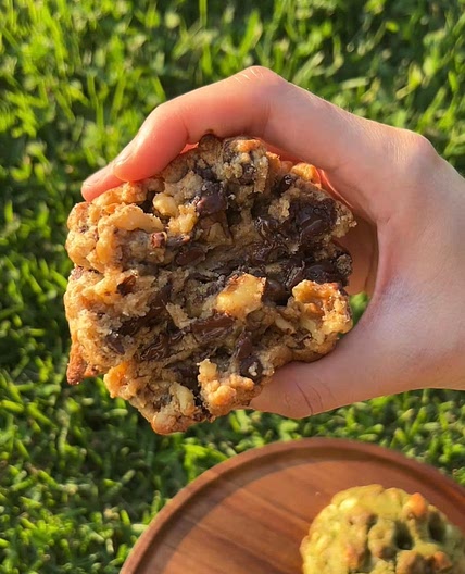 NY-Style Chocolate Chip Cookies
