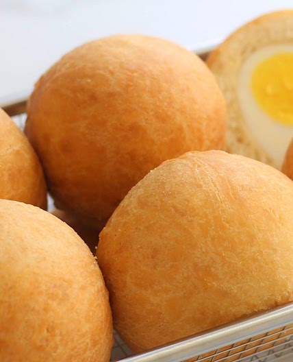 Nigerian egg roll