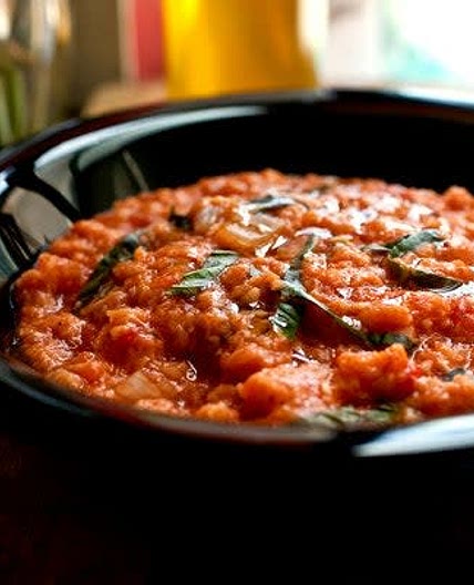 Tuscan Bread and Tomato Soup (Pappa al Pomodoro)