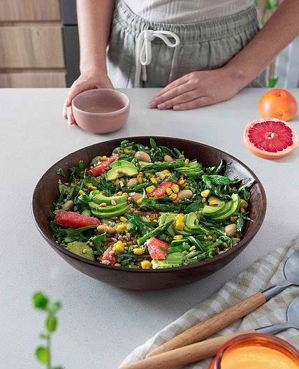 PRIMAVERA SALAD WITH SPICY GRAPEFRUIT VINAIGRETTE