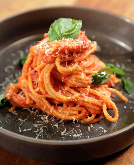 Spaghetti Al Pomodoro