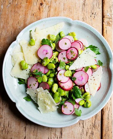 Broad beans with radishes and pecorino