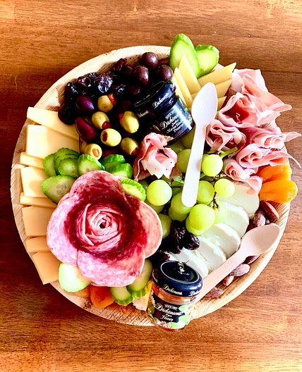 Inexpensive but Perfect Charcuterie Board 
