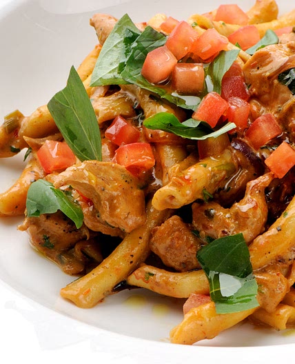 Chilli chicken pasta with red pesto sauce