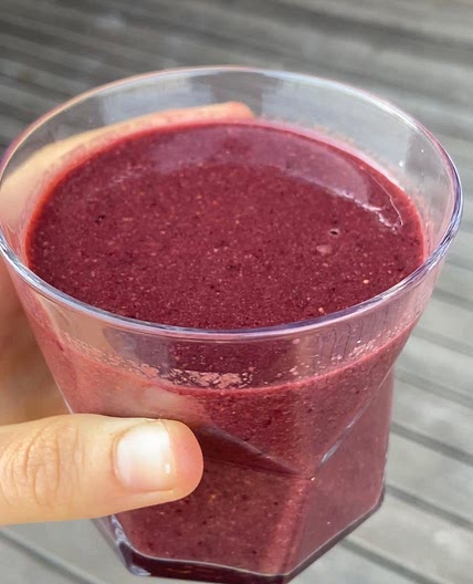 BLACK CURRANTS SMOOTHIE 