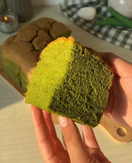 Matcha castella cake