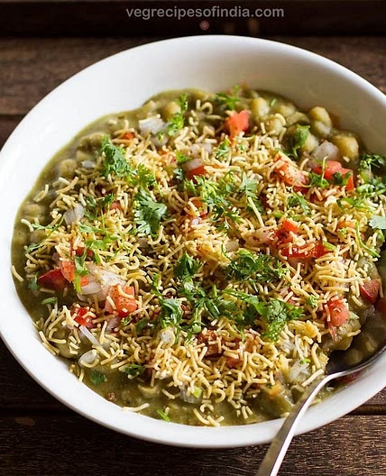 Masala Puri Recipe (Bangalore Style Chaat)