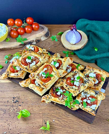 Balsamic Tomato and Feta Puffs