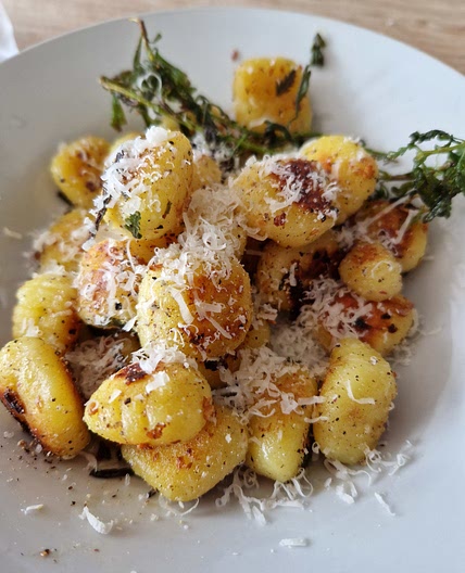 Gnocci in Salbeibutter