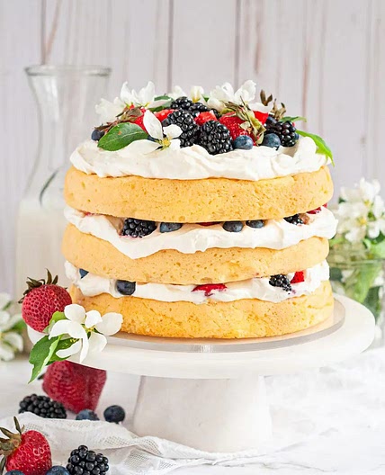 Gluten-Free Berries and Cream Cake (Dairy-Free)
